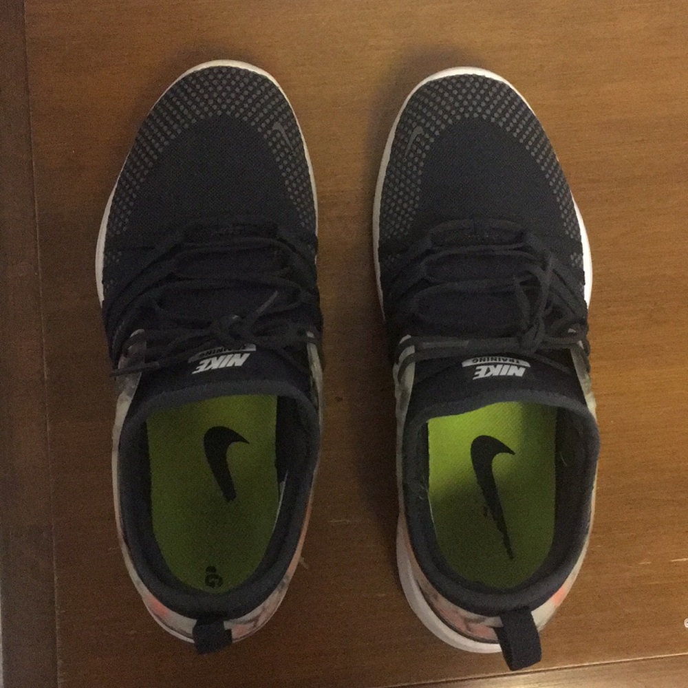 Women’s Nike tr7 training shoes
